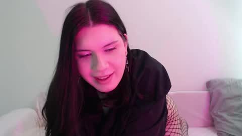 Snapshot of iintimate_flesh chatting on September 27, 9:25 am Vella online show from September 27, 9:25 am