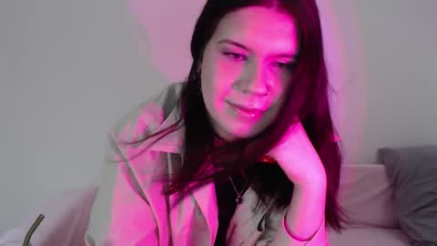 Snapshot of iintimate_flesh chatting on October 10, 9:08 am Vella online show from October 10, 9:08 am