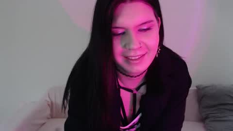 Snapshot of iintimate_flesh chatting on October 11, 8:24 am Vella online show from October 11, 8:24 am