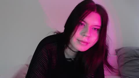 Snapshot of iintimate_flesh chatting on October 13, 10:15 am Vella online show from October 13, 10:15 am