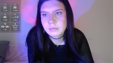 Snapshot of iintimate_flesh chatting on October 17, 9:34 am Vella online show from October 17, 9:34 am