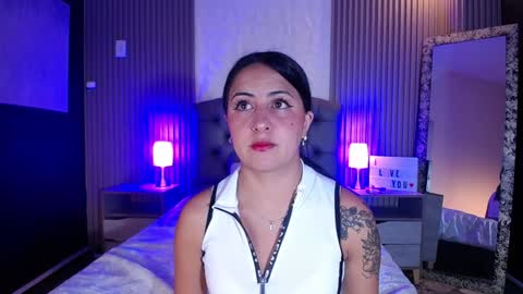 Isa online show from January 9, 1:13 pm