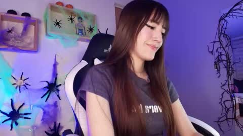 iisacherry online show from October 27, 8:35 pm