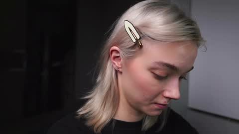 ileanacampbel online show from December 3, 8:49 am