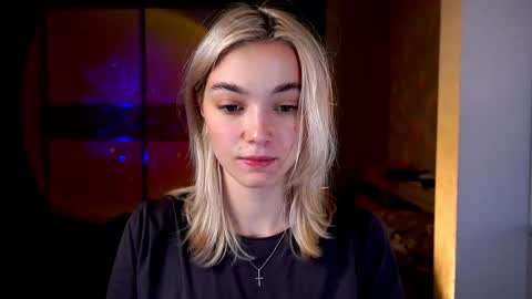 ileanacampbel online show from March 7, 5:18 am