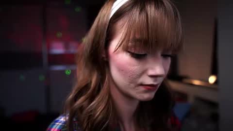 ileanacampbel online show from November 18, 5:45 am