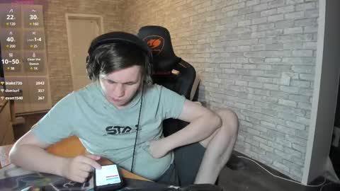 iliaskris online show from March 4, 9:00 pm