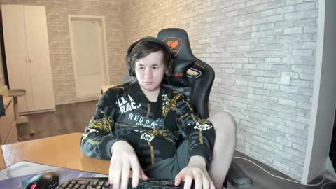 Snapshot of iliaskrislove chatting on March 10, 9:18 pm iliaskris online show from March 10, 9:18 pm