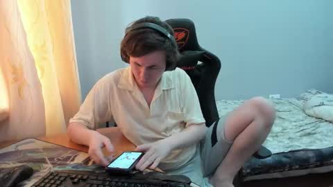 iliaskris online show from September 15, 8:58 am