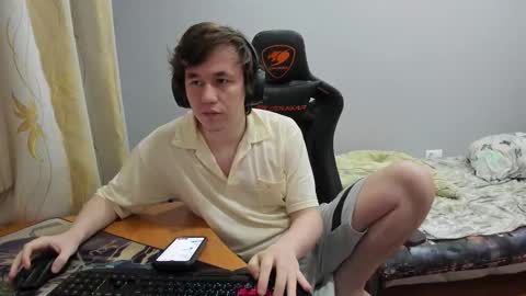 iliaskris online show from September 15, 10:43 pm