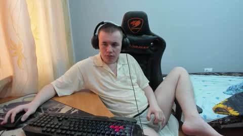 Snapshot of iliaskrislove chatting on October 3, 4:20 am iliaskris online show from October 3, 4:20 am