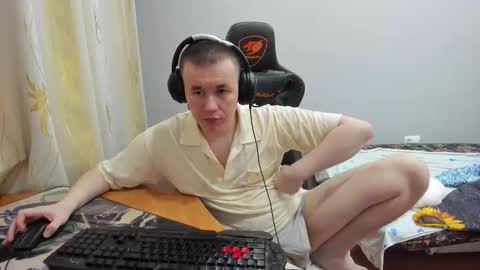 iliaskris online show from October 3, 4:26 pm