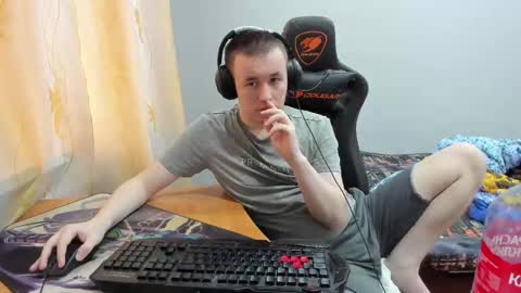 iliaskris online show from October 18, 5:43 am