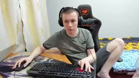 Snapshot of iliaskrislove chatting on October 20, 6:19 pm iliaskris online show from October 20, 6:19 pm