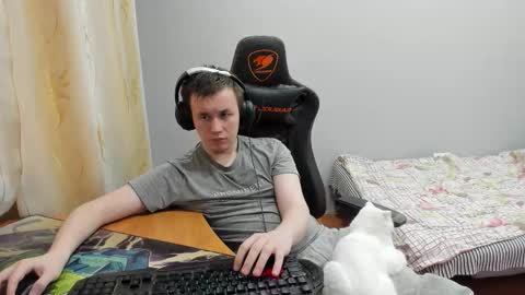 iliaskris online show from November 29, 11:13 am