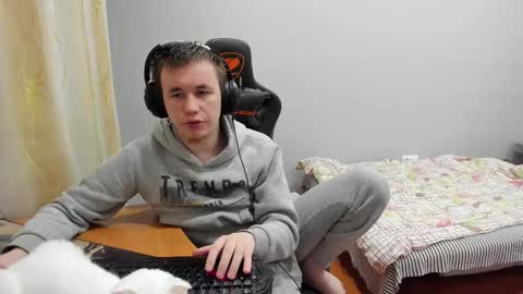 Snapshot of iliaskrislove chatting on November 30, 1:37 pm iliaskris online show from November 30, 1:37 pm