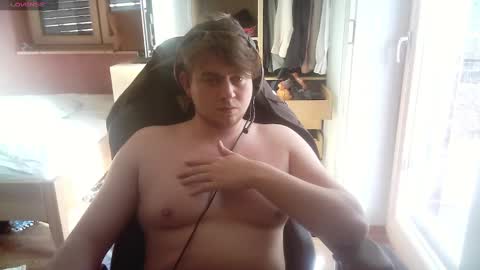 iloveyoutoo2000 online show from February 1, 1:41 pm