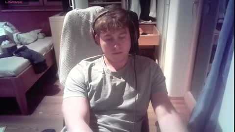 iloveyoutoo2000 online show from October 23, 5:23 pm