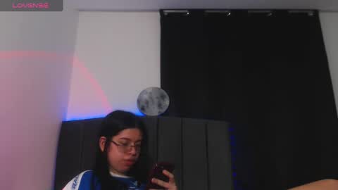 Snapshot of ily_bea chatting on January 13, 2:18 am Ily Bea online show from January 13, 2:18 am