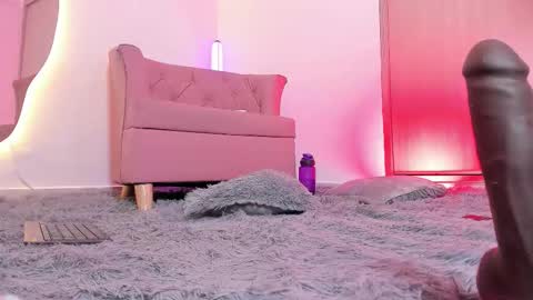 Snapshot of im__mia chatting on November 5, 9:26 pm Mia online show from November 5, 9:26 pm