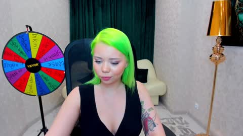 Snapshot of im__youre_sunshine chatting on January 9, 1:18 am Roxy online show from January 9, 1:18 am