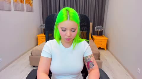 Snapshot of im__youre_sunshine chatting on January 27, 5:37 pm Roxy online show from January 27, 5:37 pm