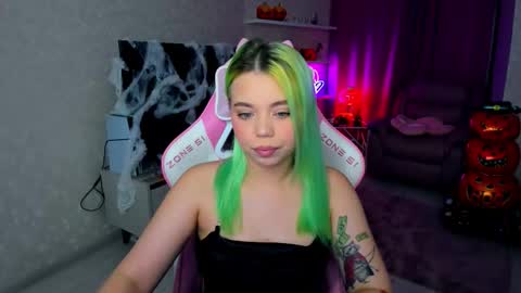 Snapshot of im__youre_sunshine chatting on October 26, 5:30 pm Roxy online show from October 26, 5:30 pm