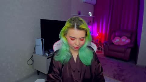 Snapshot of im__youre_sunshine chatting on November 12, 6:41 pm Roxy online show from November 12, 6:41 pm