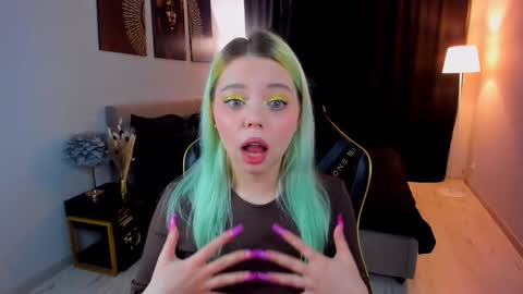 Snapshot of im__youre_sunshine chatting on November 14, 7:12 pm Roxy online show from November 14, 7:12 pm