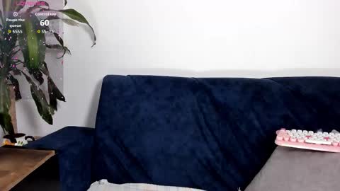 Snapshot of im_amber_ chatting on September 24, 1:36 pm amber online show from September 24, 1:36 pm