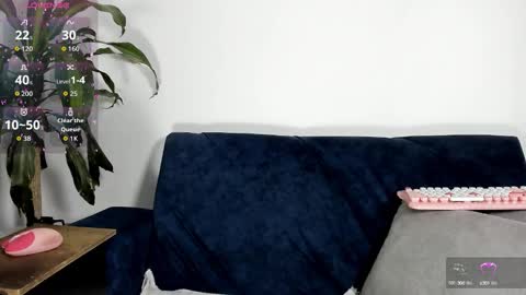 Snapshot of im_amber_ chatting on September 27, 11:59 am amber online show from September 27, 11:59 am