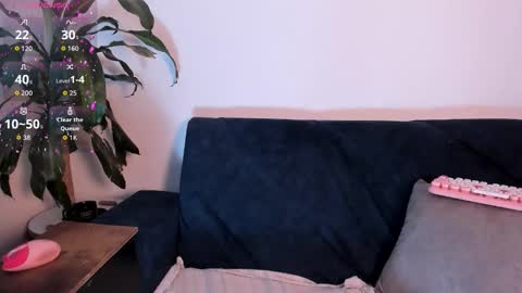 Snapshot of im_amber_ chatting on October 30, 2:07 pm amber online show from October 30, 2:07 pm