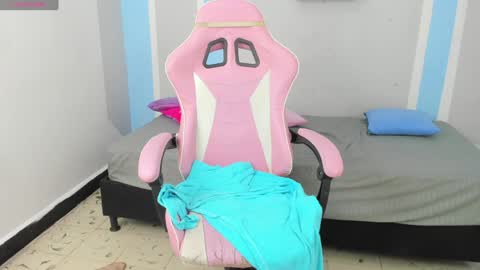 Angela online show from January 13, 9:19 am