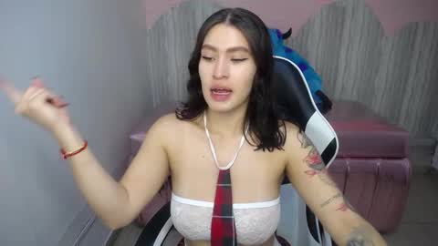 Snapshot of im_anny_t chatting on October 31, 12:50 pm Anny online show from October 31, 12:50 pm