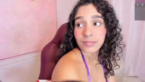 Belinda Mesa  online show from October 1, 4:40 am