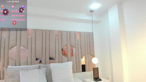 DAHLIA online show from January 27, 10:06 pm