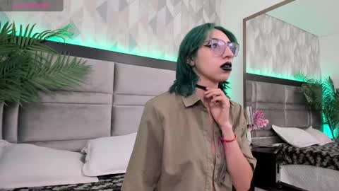  Im Gaia online show from January 15, 1:09 pm