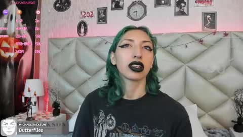  Im Gaia online show from October 10, 12:48 pm