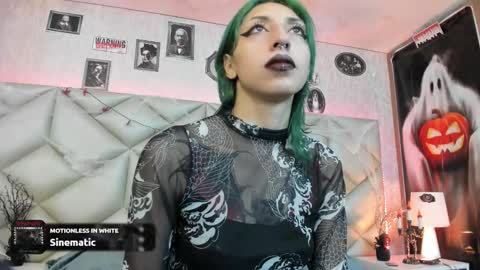  Im Gaia online show from November 3, 12:28 pm