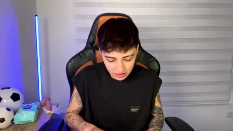 Laia online show from January 10, 1:10 am