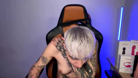 Laia online show from January 25, 12:27 am