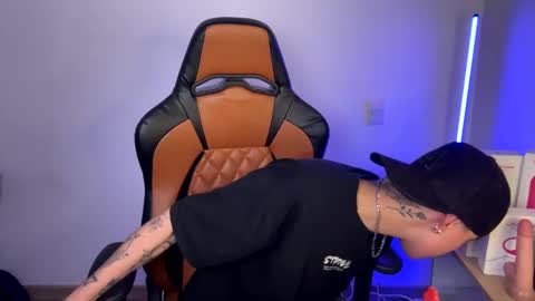 Laia online show from February 11, 2:25 am