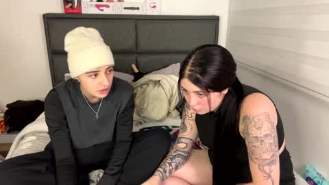 Laia online show from February 21, 5:13 am