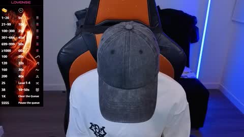 Laia online show from October 30, 11:49 pm