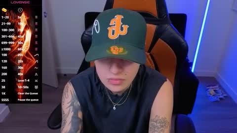 Laia online show from November 4, 12:43 am