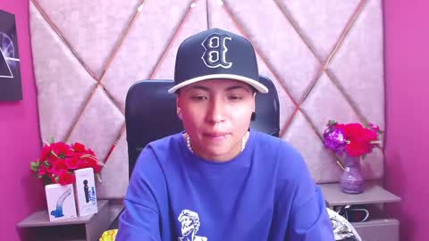 Snapshot of im_mathias chatting on February 4, 2:07 am mathias online show from February 4, 2:07 am