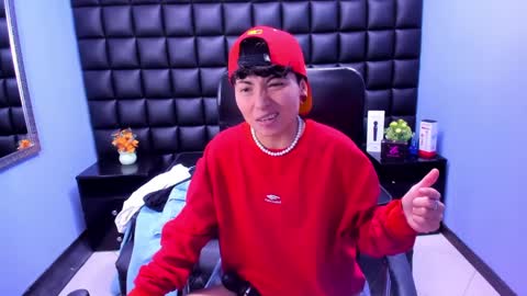 Snapshot of im_mathias chatting on September 15, 8:20 pm mathias online show from September 15, 8:20 pm