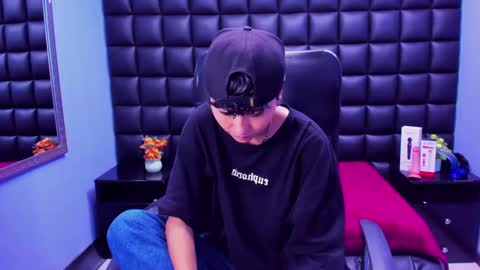 Snapshot of im_mathias chatting on October 3, 3:09 pm mathias online show from October 3, 3:09 pm