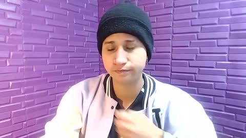 im_milan_rs online show from January 18, 6:45 am