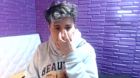 im_milan_rs online show from January 23, 6:39 am